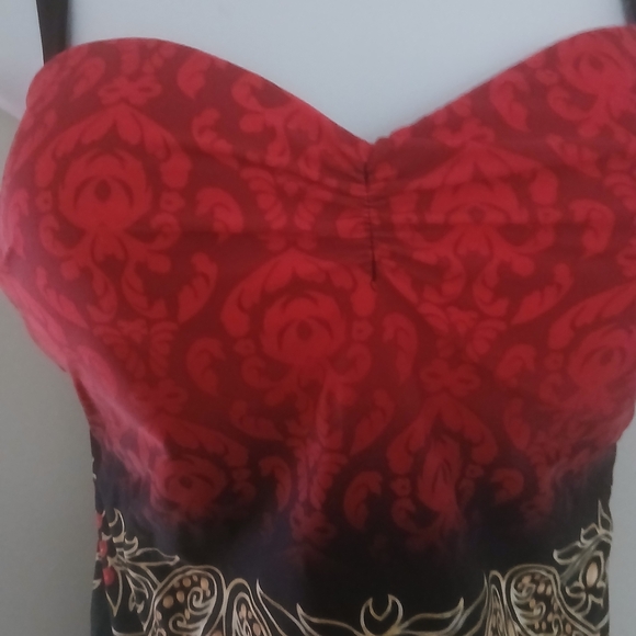Candie's Red and Black Ombré One Piece Swimsuit - Picture 3 of 8